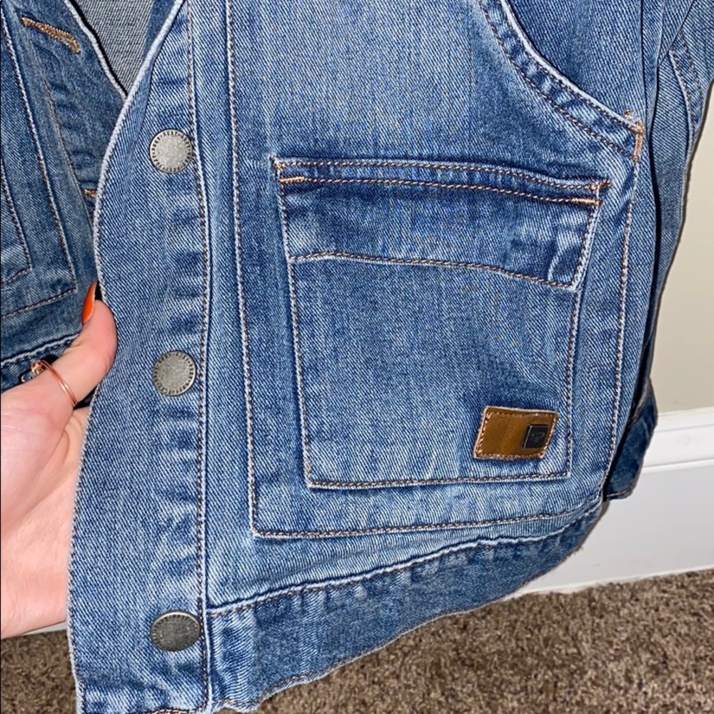 Medium Roxy Jean Jacket - Picture 4 of 4
